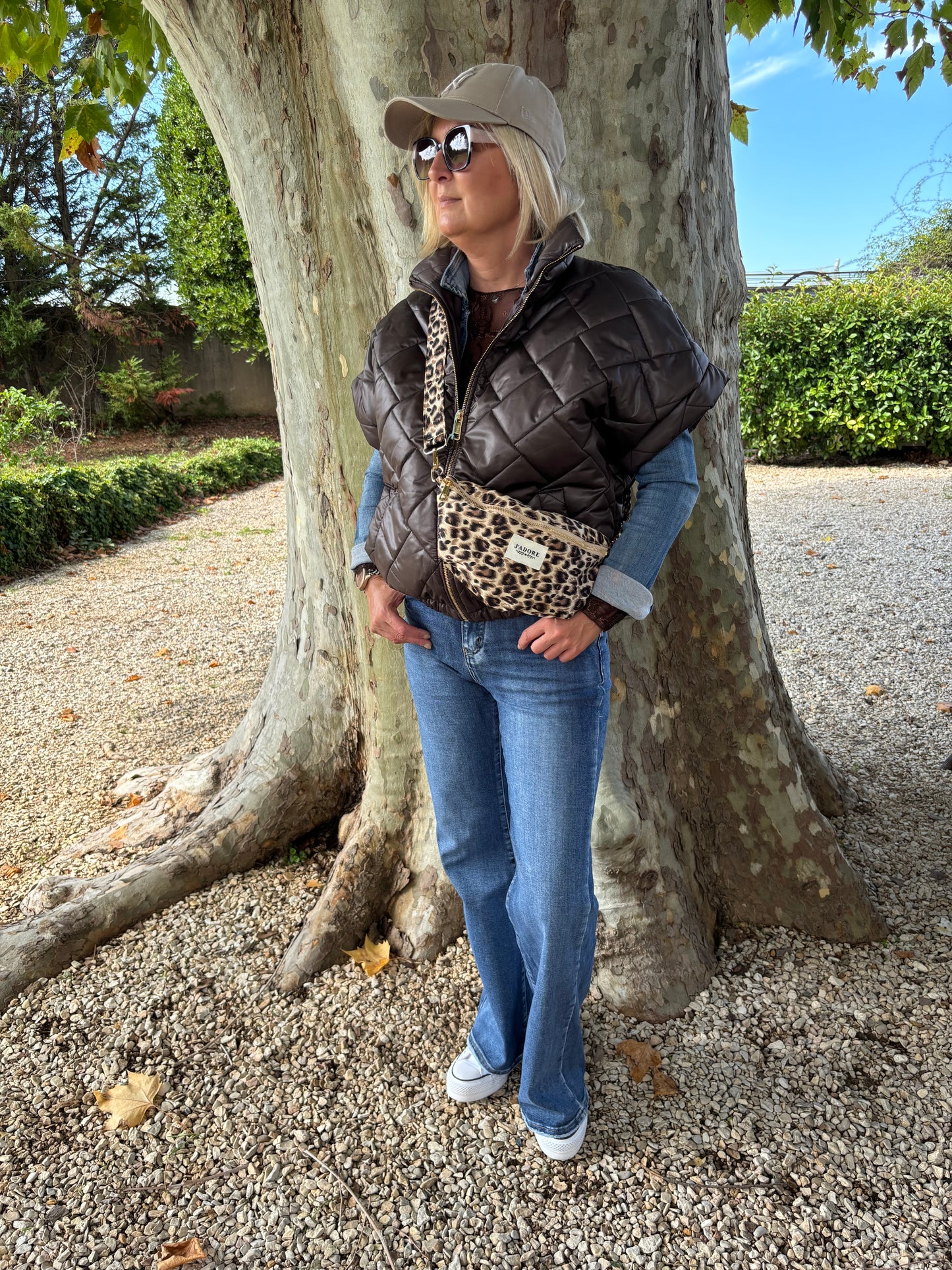 BLOUSON S/MANCHES CHOCOLAT