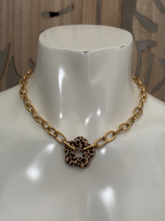 COLLIER GROSSE MAILLE LEO NACRE
