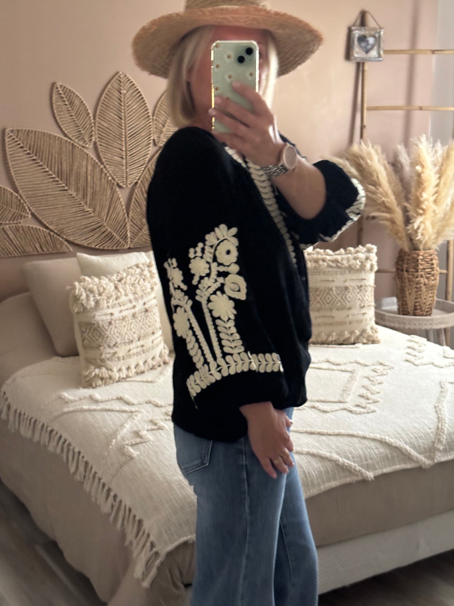 TUNIQUE NOIRE BRODEE