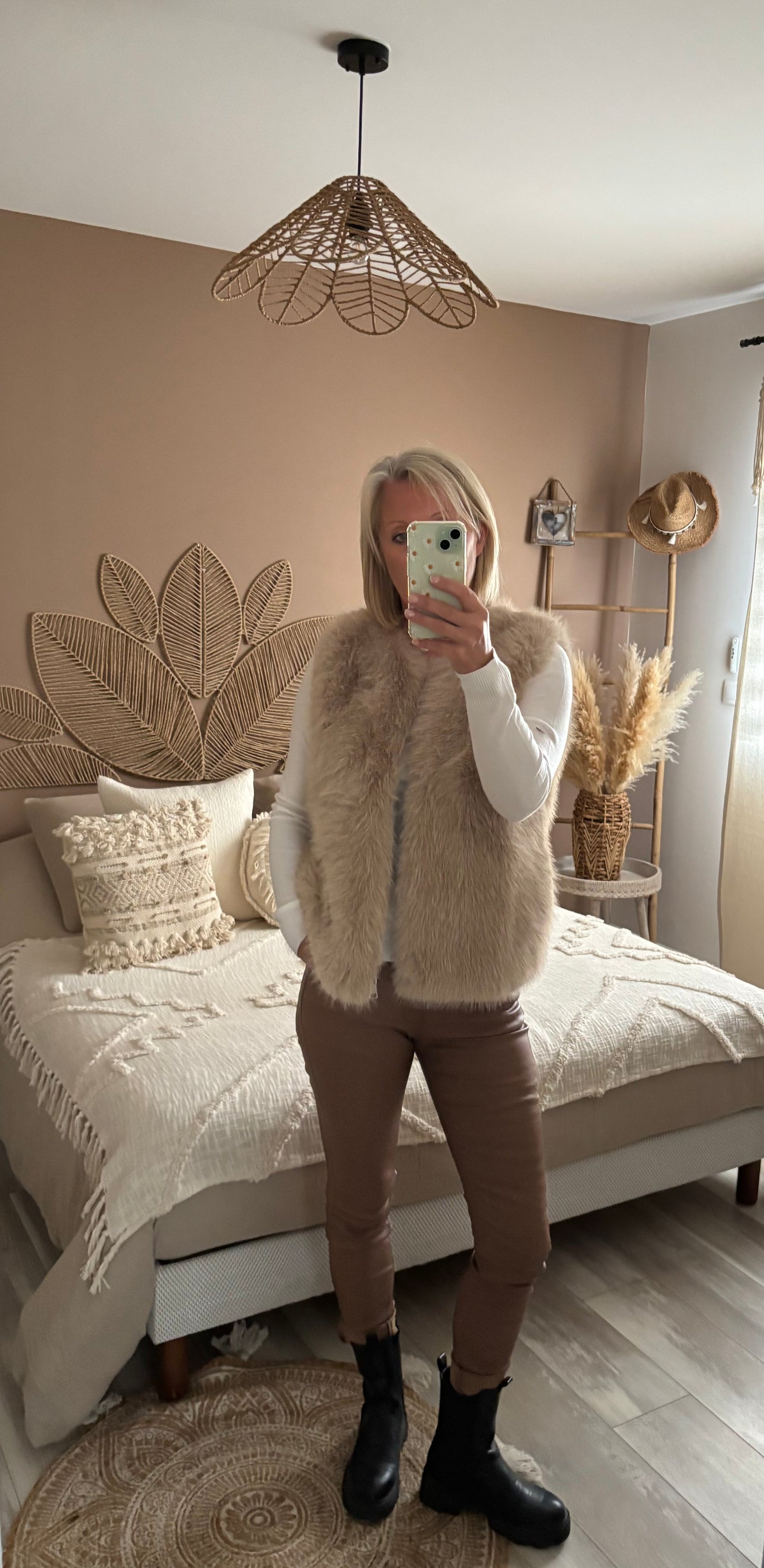 GILET FOURRURE A POIL BEIGE