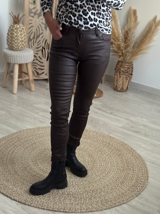 PANTALON SIMILI MARRON SLIM