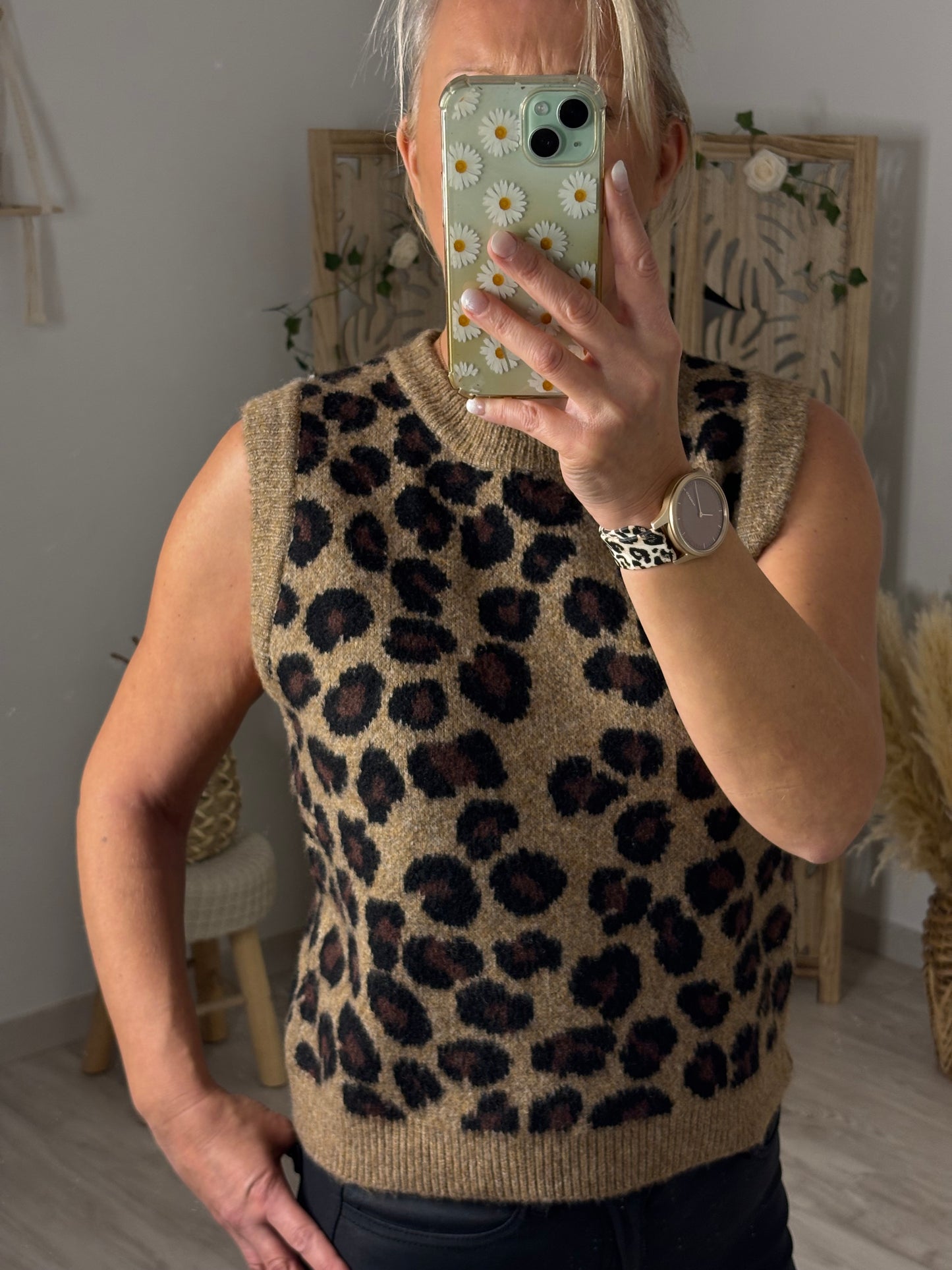 PULL SANS MANCHES LEO