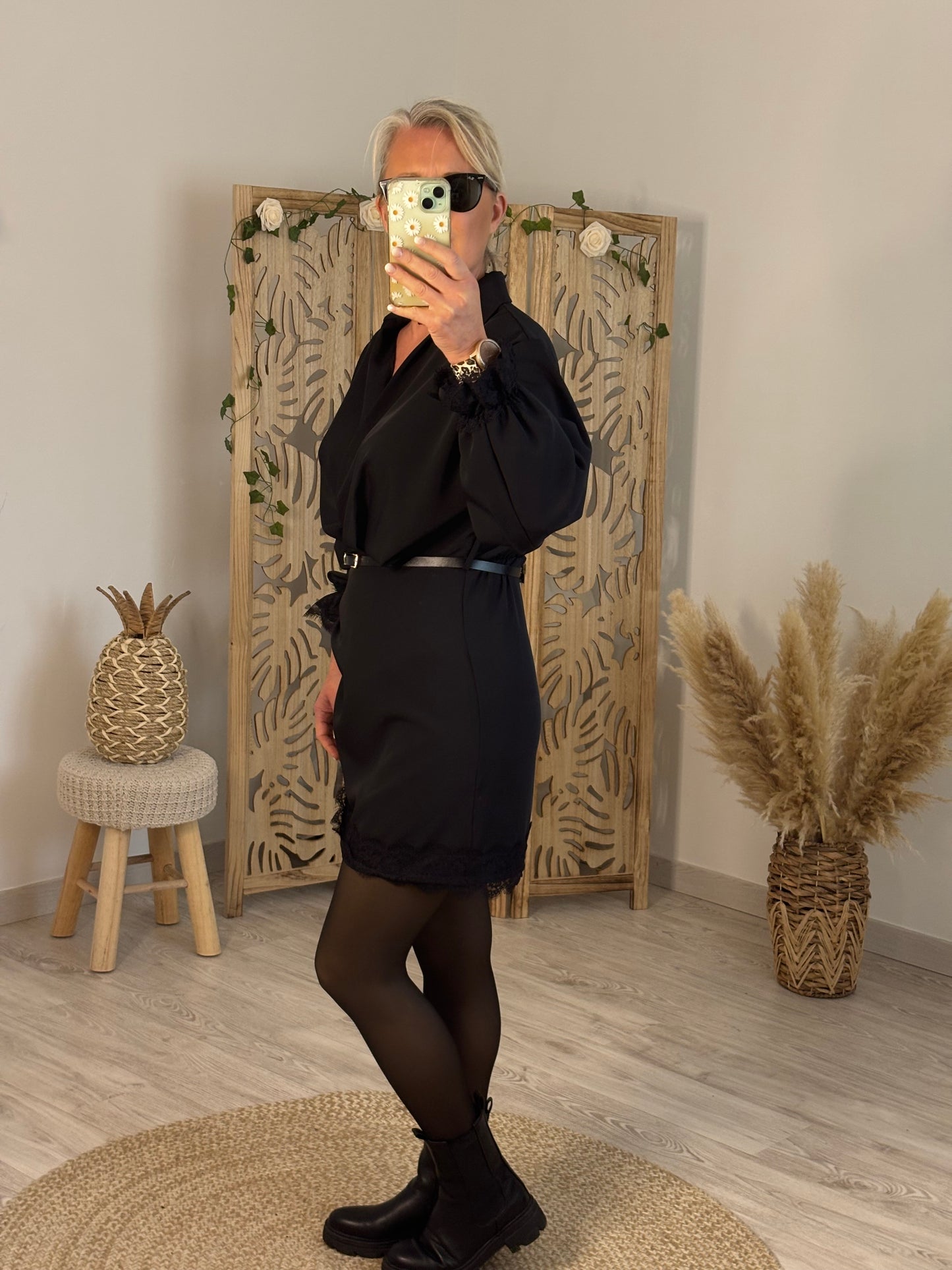 ROBE PORTEFEUILLE DENTELLE