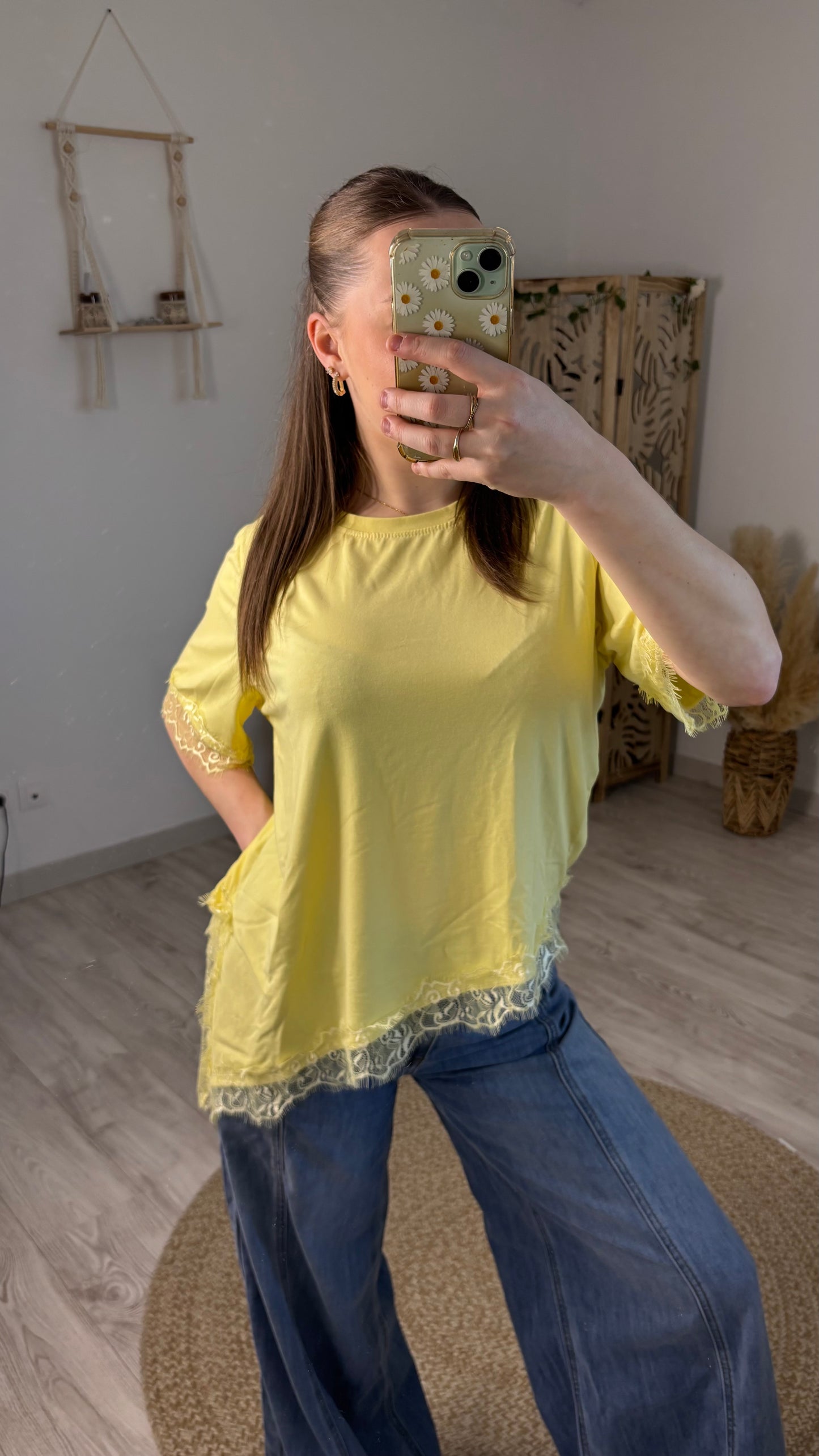 TOP DENTELLE JAUNE