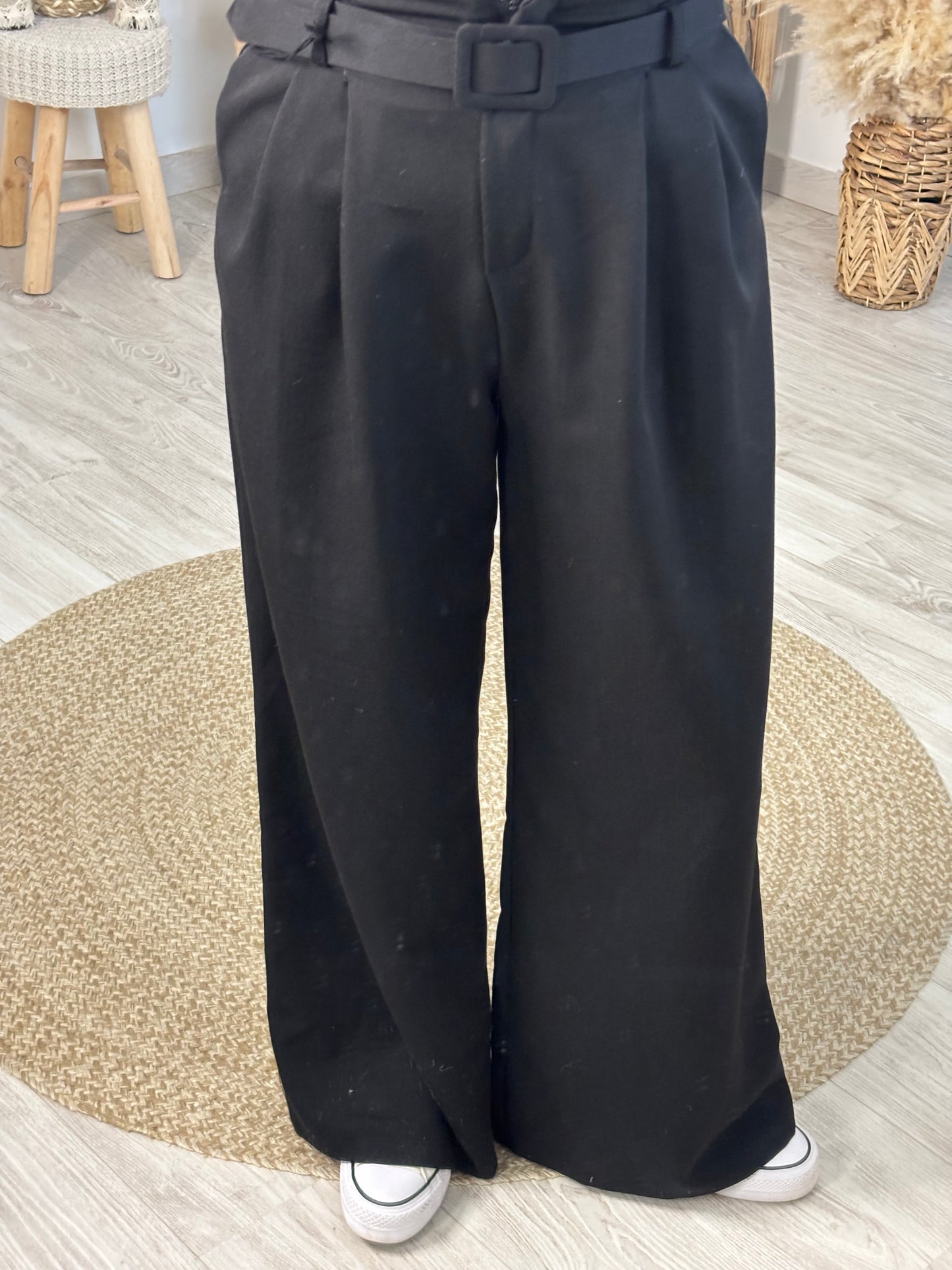 PANTALON LARGE A PINCE NOIR