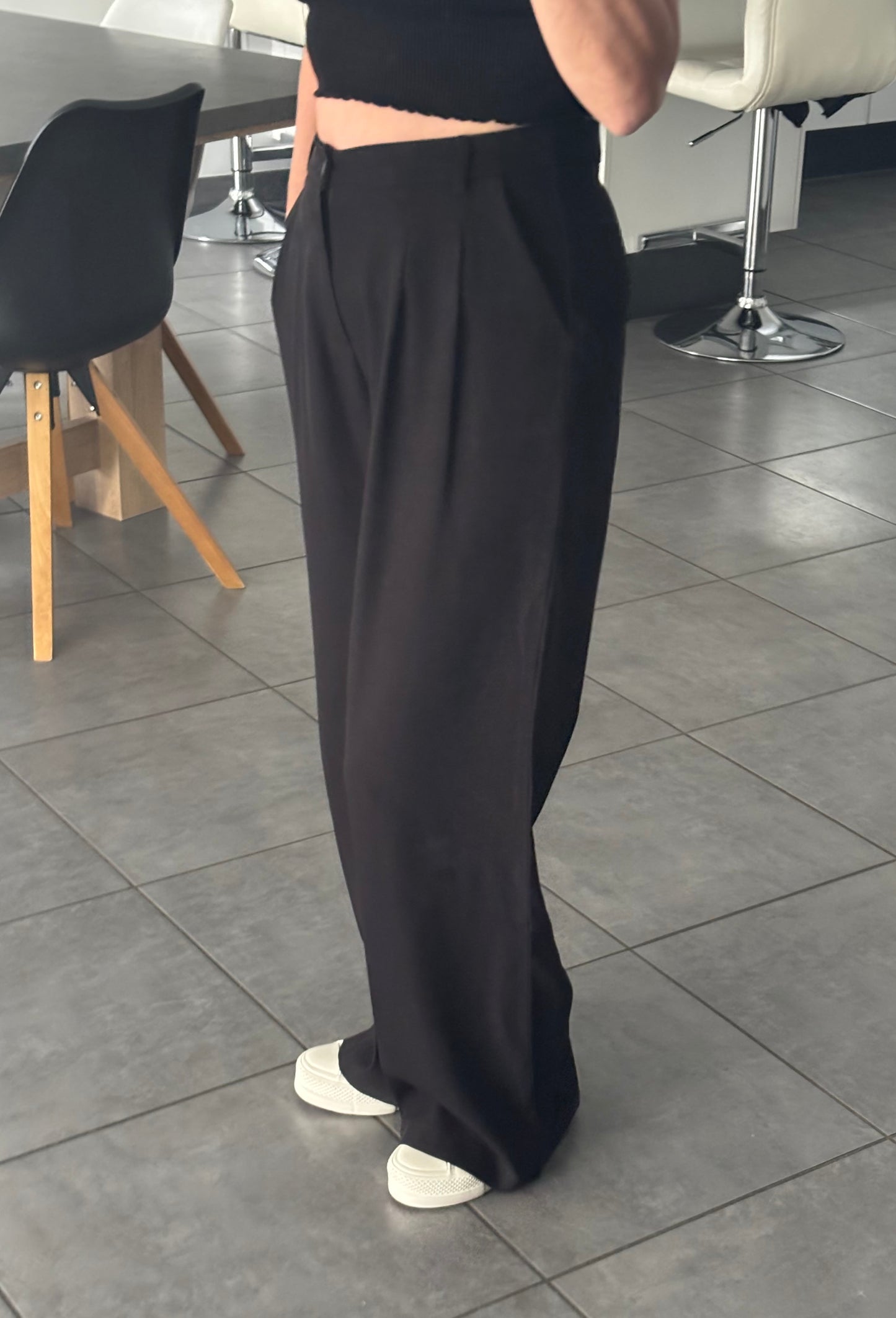 PANTALON LARGE NOIR FLUIDE A PASSANTS