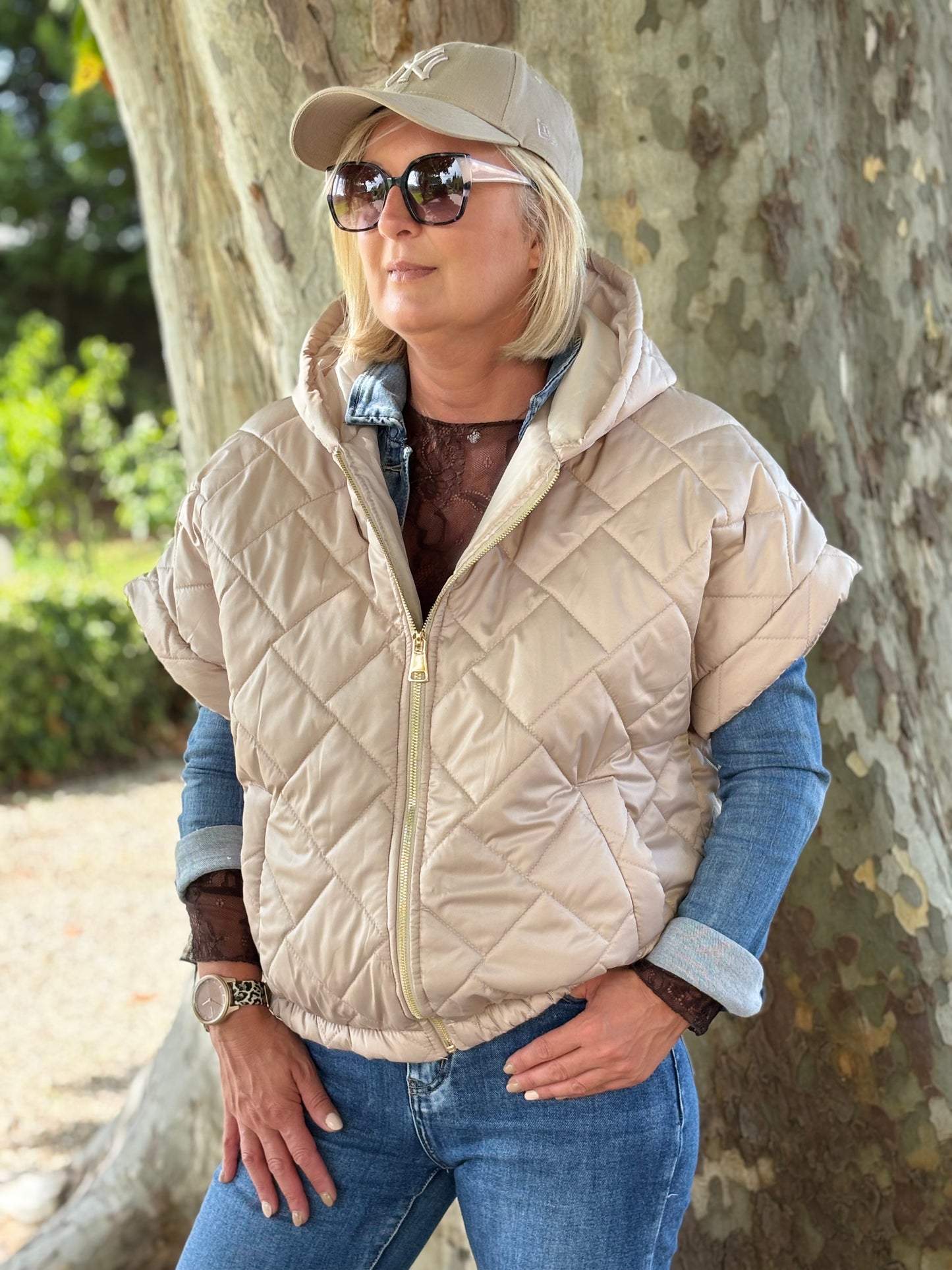 BLOUSON AVEC CAPUCHE BEIGE