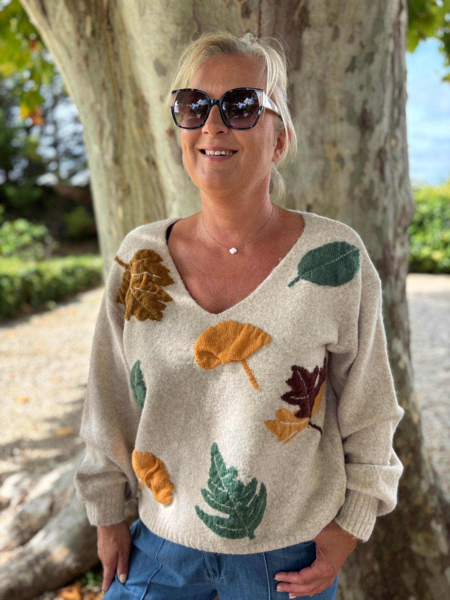 PULL FEUILLES BEIGE