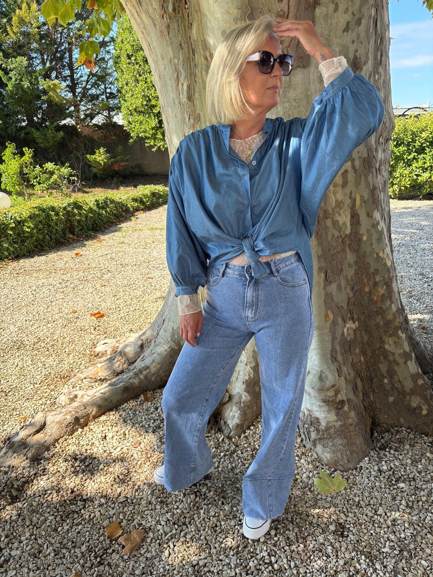 CHEMISE EN JEANS BRODEE