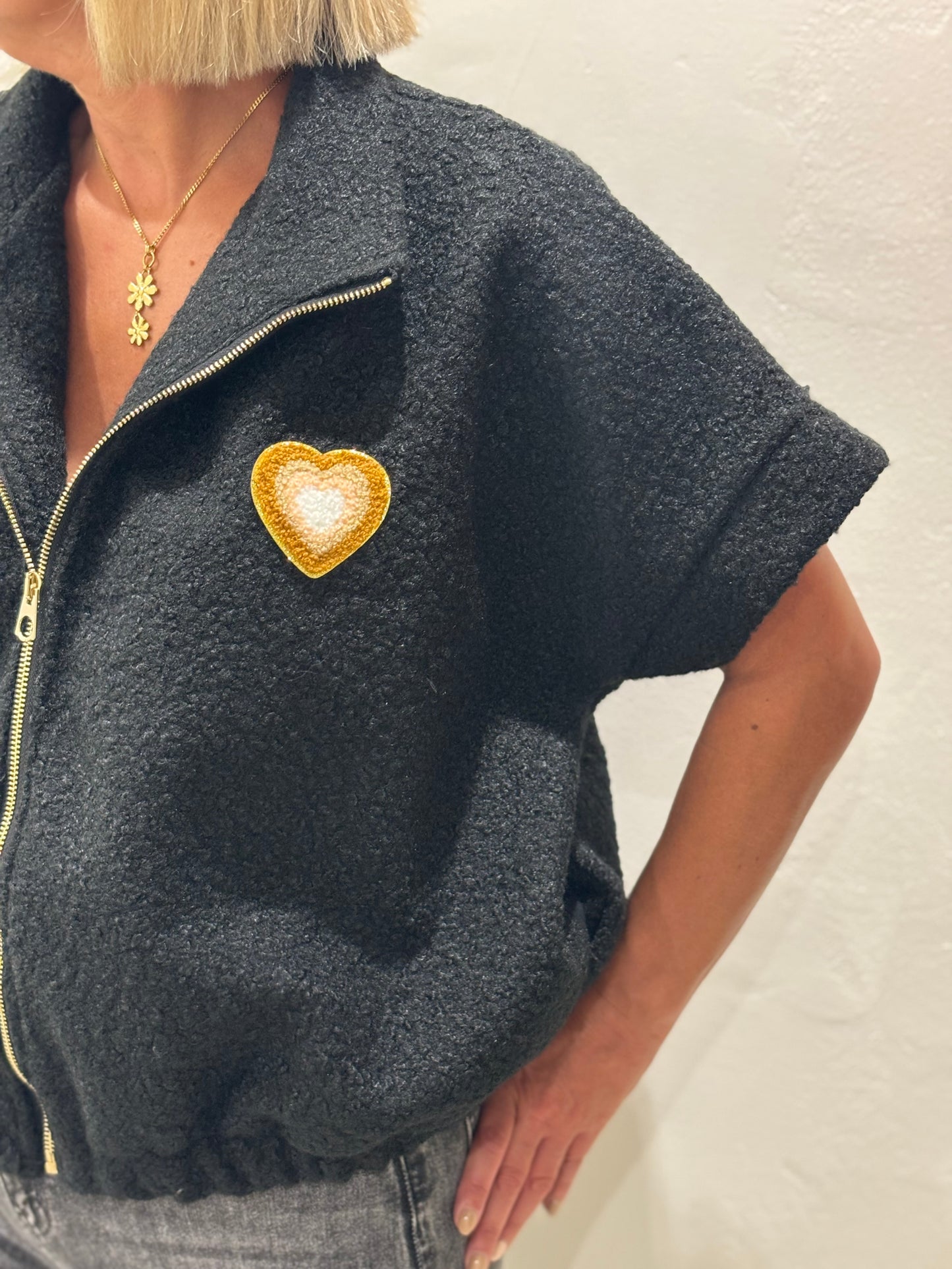 VESTE COEUR NOIRE